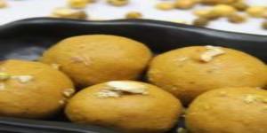 Sansana Besan Laddu (Chana Dal Balls)