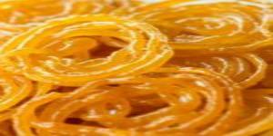 Jalebis (Semolina And Bengal Gram/Chana Dal Jalebi)